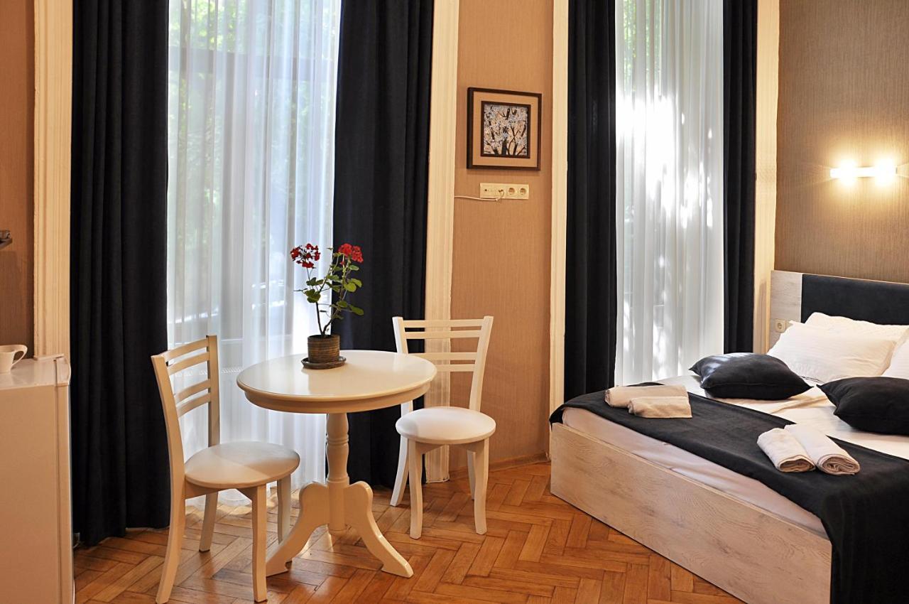 Hb Apartments Mari Brose Tbilisi Zewnętrze zdjęcie