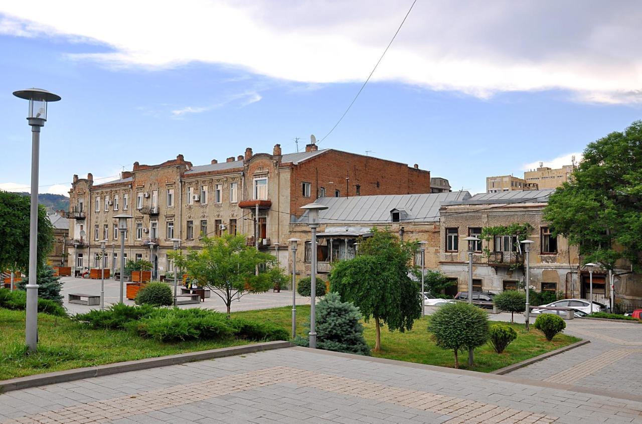 Hb Apartments Mari Brose Tbilisi Zewnętrze zdjęcie