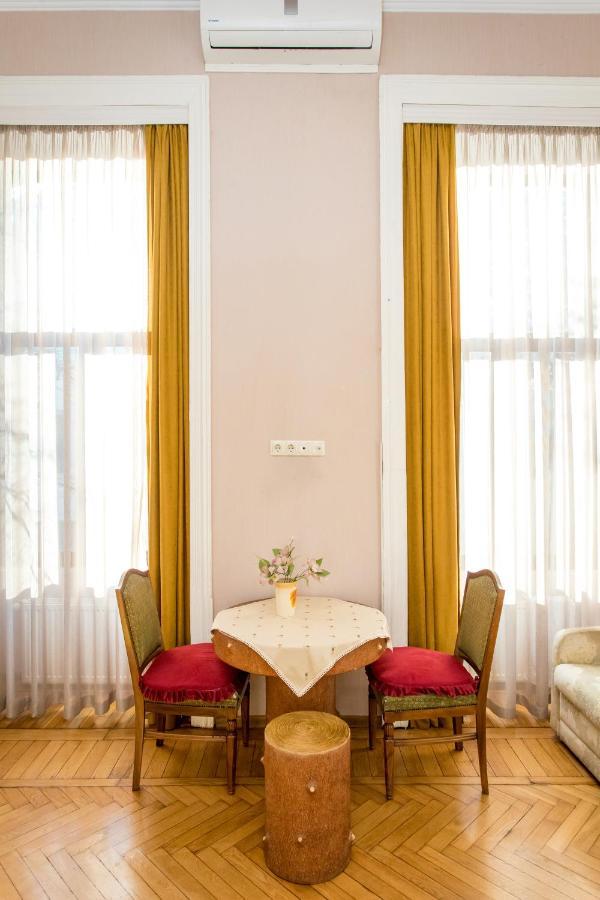 Hb Apartments Mari Brose Tbilisi Zewnętrze zdjęcie
