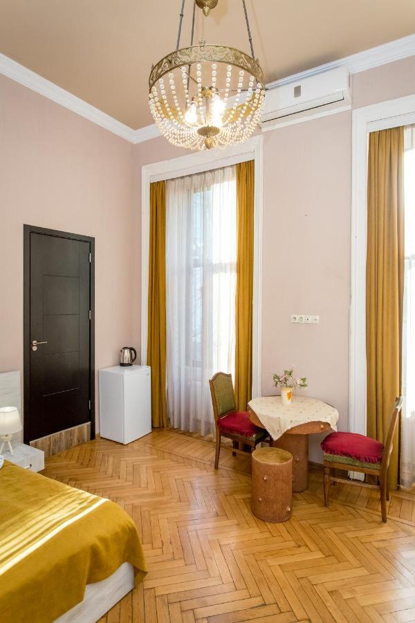 Hb Apartments Mari Brose Tbilisi Zewnętrze zdjęcie