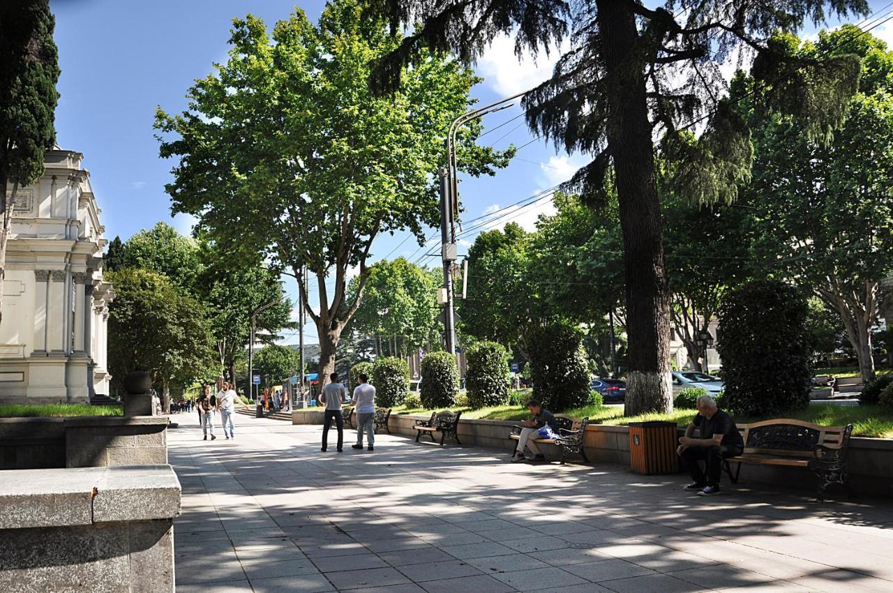 Hb Apartments Mari Brose Tbilisi Zewnętrze zdjęcie